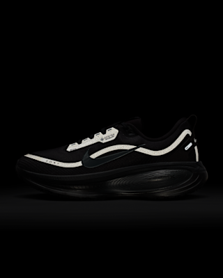 Nike Vomero 18 GORE-TEX Men's Waterproof Road Running Shoes with